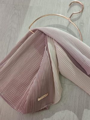 PLEATED OMBRE HIJABS