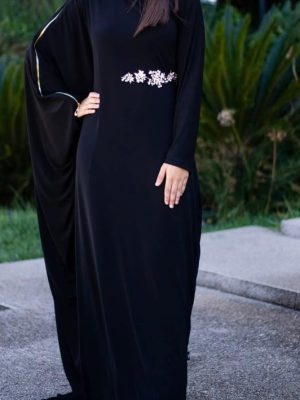 STUNNING ABAYA WITH BEADED BELT AND SIZE ARM ZIP