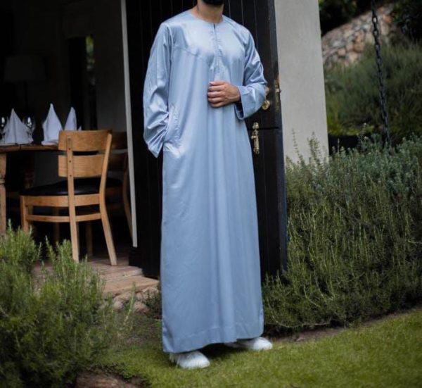 MENS OMANI THOBES