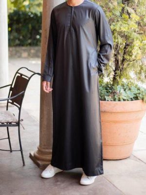 BLACK OMANI THOBES