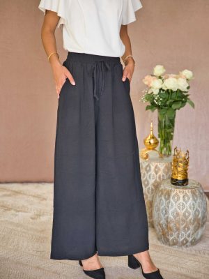Wide leg pants
