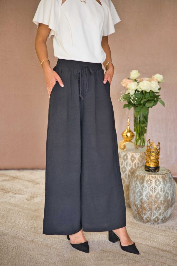 Wide leg pants