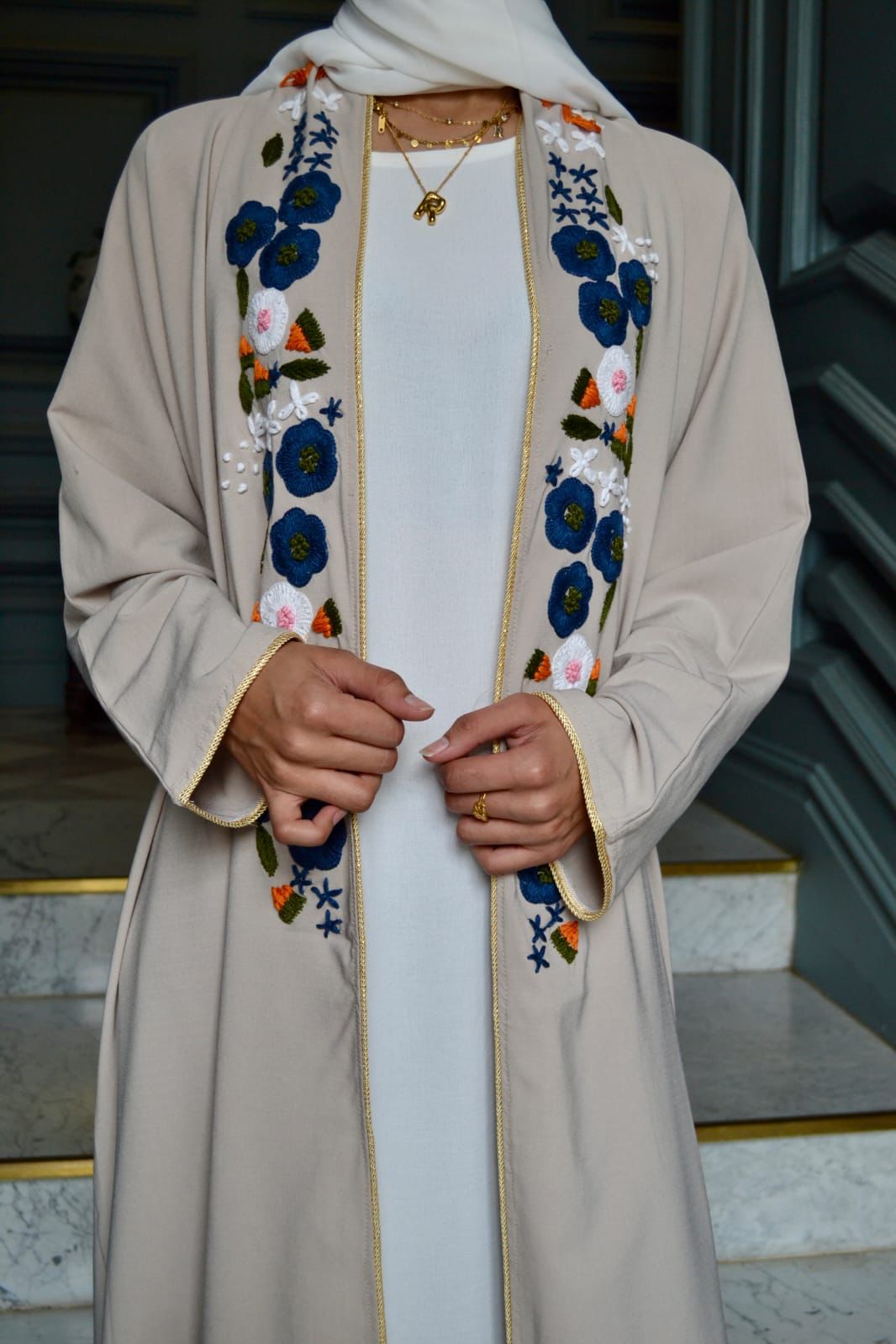 Aethera Throw With Scarf