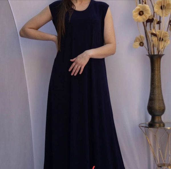 Sleeveless inner dress