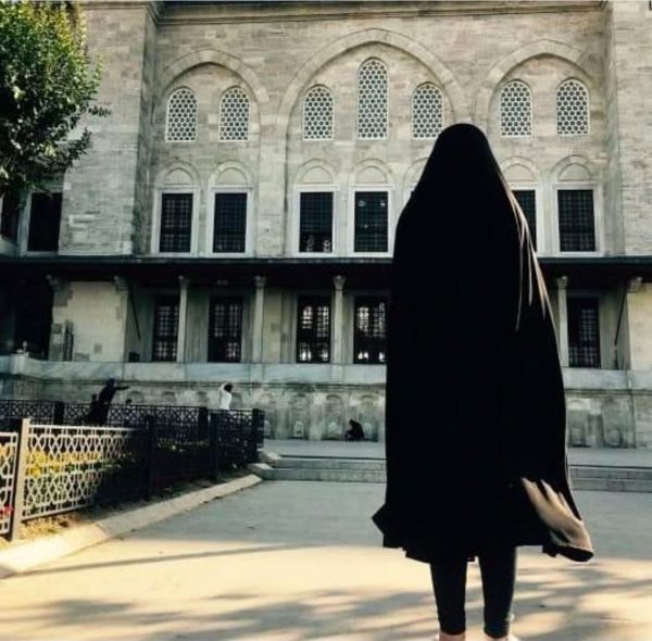 Knee length burqa